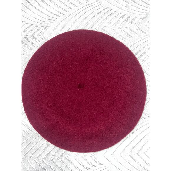 Parkhurst Burgundy Wool Beret – Made in Canada | Classic Timeless Style - Picture 8 of 9